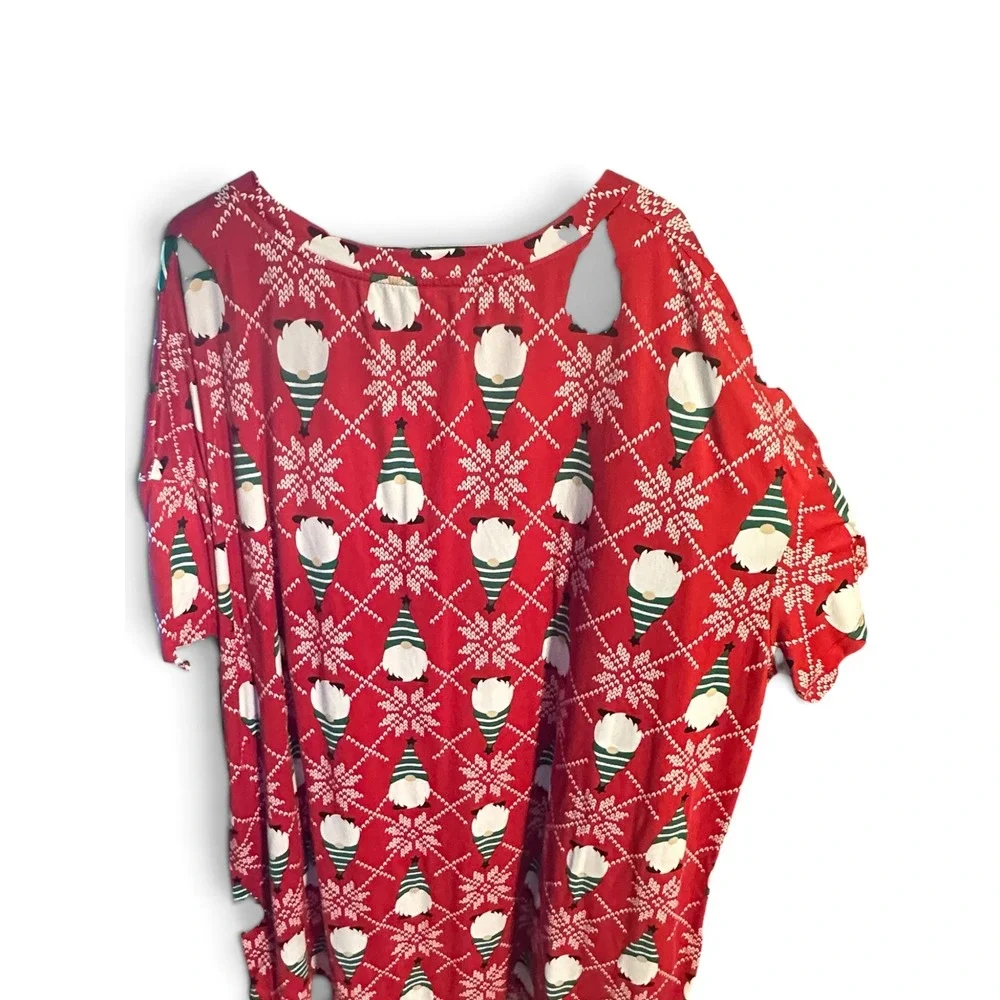 Secret Treasures Sleep Shirt Moo Moo Gnome Snowflake 2X-3X Red Christmas gown